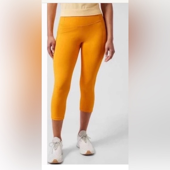 Athleta Ultimate Stash ll Capri Size XL New With Tags - Picture 1 of 11